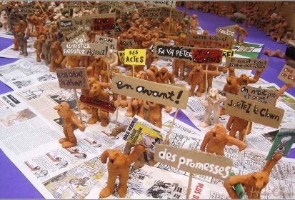les P'tikons à la manif...