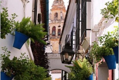 Cordoue - ruelle du Callejon de las Flores